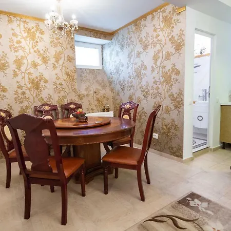 Batistei Bourgeois *