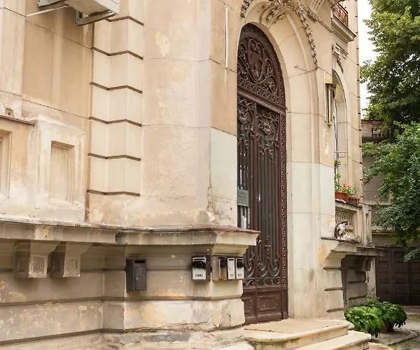 Batistei Bourgeois Апартаменти